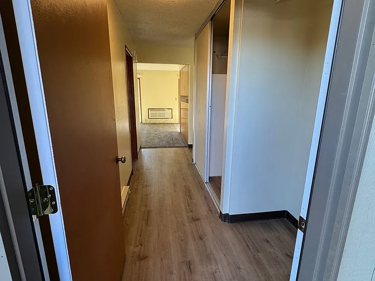 Michelbook Apartments — Photo 17