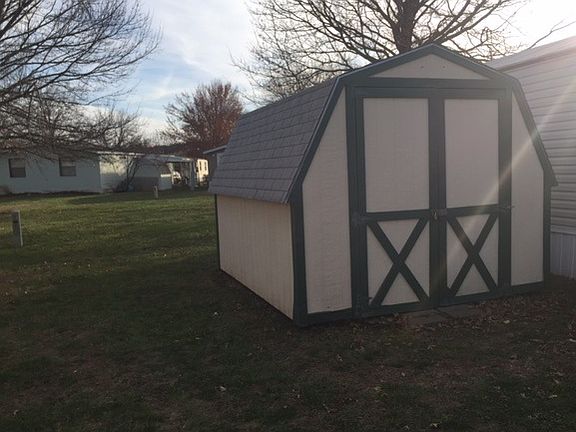 Storage & yard