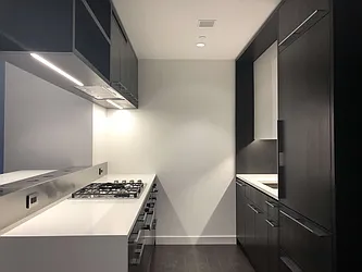 Rented by Gulia Wang, LREB