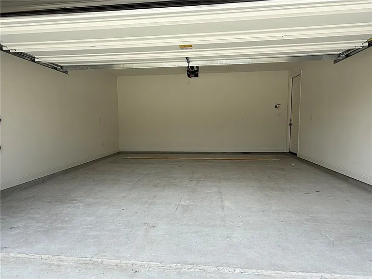 3709 Lamar Hollow Ct — Photo 27