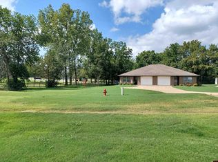610 Cooper Estates Dr, Mountain Home, AR 72653