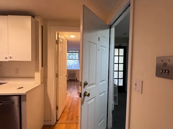 20 Phillips St, Boston, MA