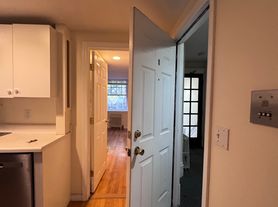 20 Phillips St