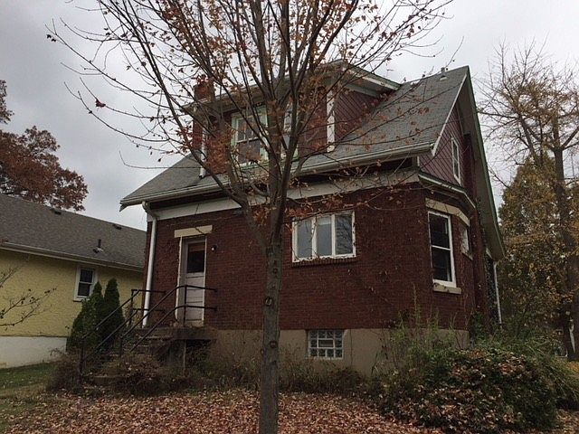 2nd image of 3309 S Woodmont Ave