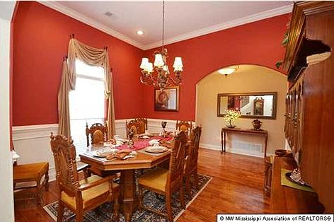 2nd image of 2851 Poplar Woods Dr