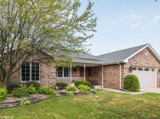 18409 Holland Rd, Lansing, IL 60438