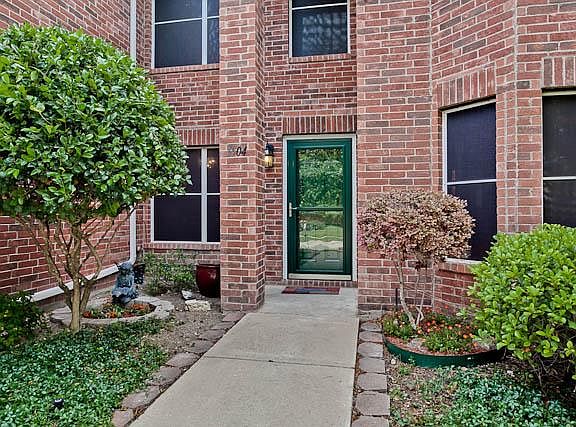 2nd image of 6504 Birkdale Ln