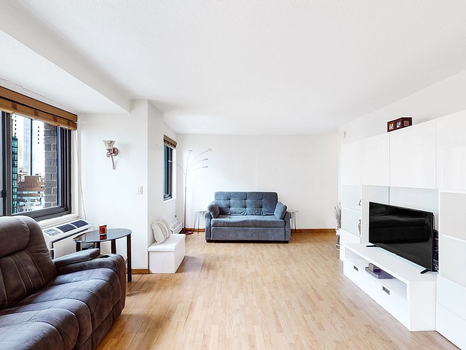 1st image of 100 Beekman St APT 21G