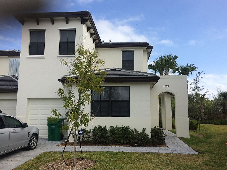 1st image of 22567 SW 102nd Ave
