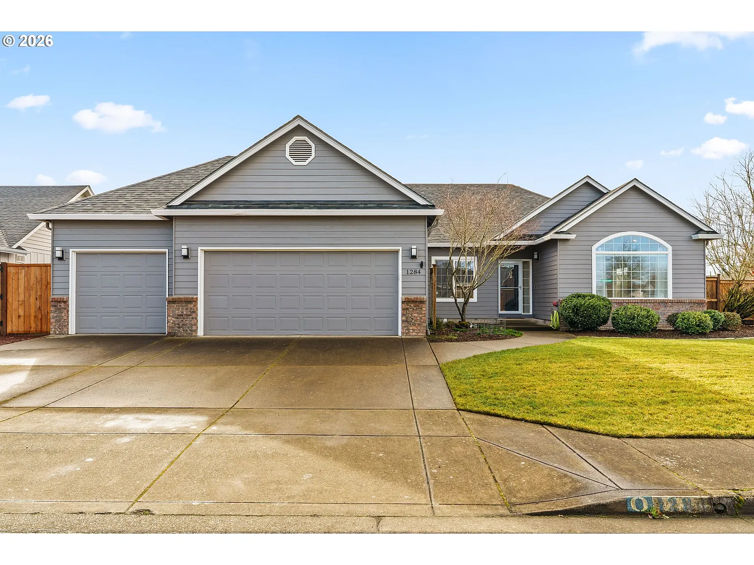 1284 Alderbrook Ln photo 1