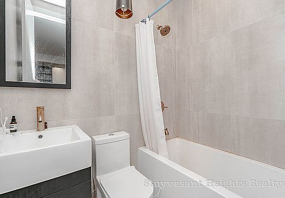 3rd image of 194 Scholes St #3R