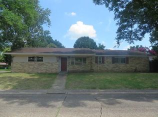 1821 Bayou Cir, Bossier City, LA 71112