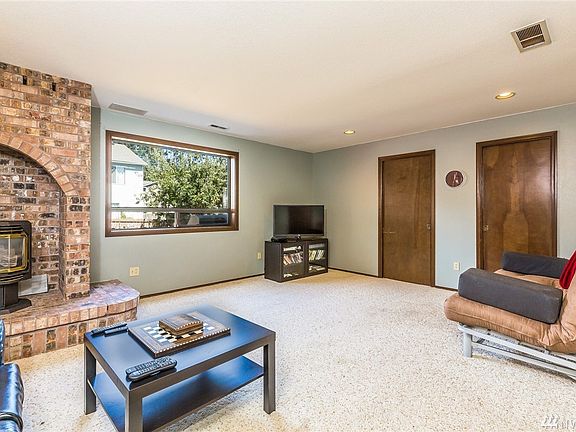 4th image of 11703 139th Street Ct E