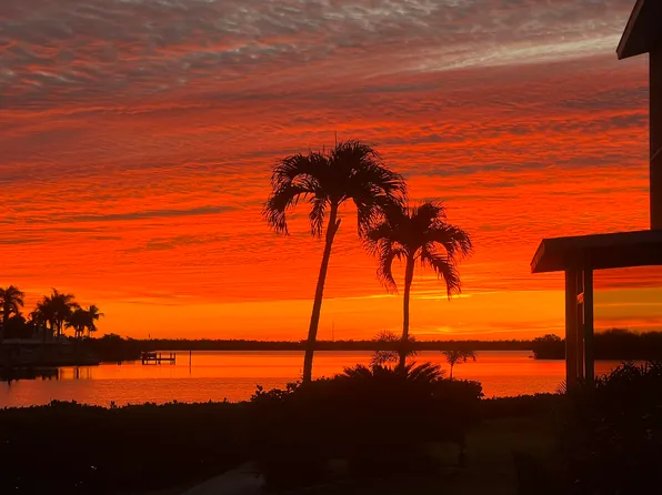 330 Kon Tiki Dr APT B3, Naples, FL 34113