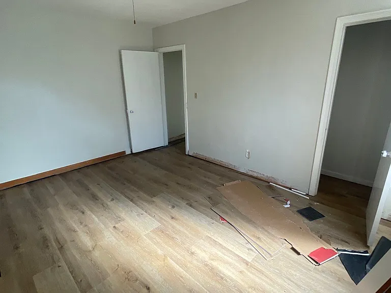 1032 Stuart St — Photo 5