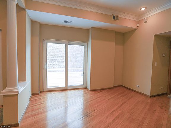 4th image of 421 W North Ave #1526