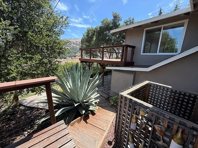 17295 Holiday Dr — Photo 31