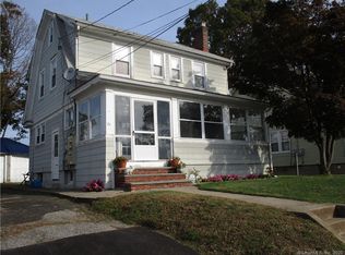 21 4th St #1, Norwalk, CT 06855