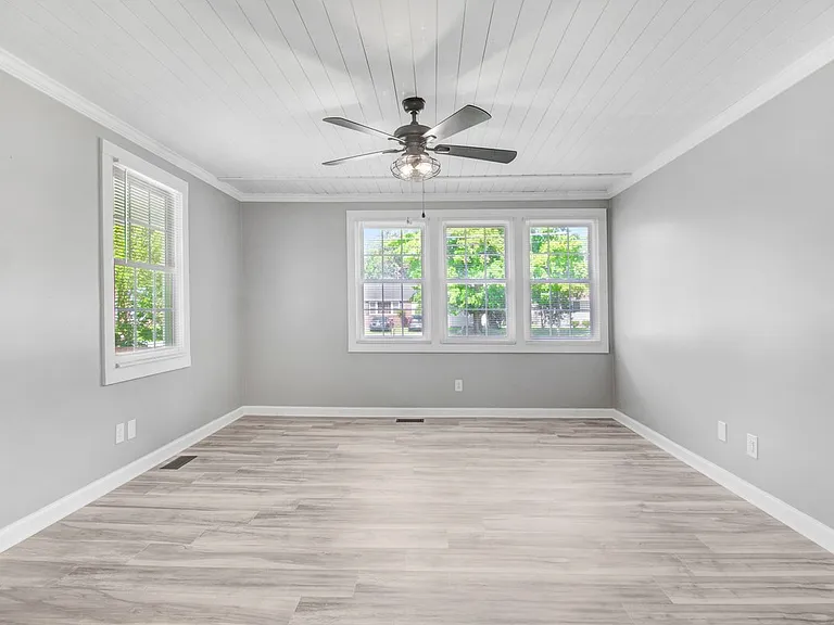 1307 North Dr — Photo 11