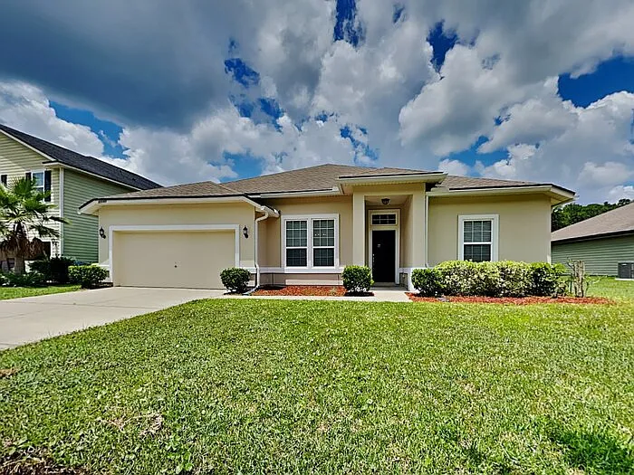 4 bed, 2.0 bath, 2080 sqft, $2,195 — Photo 1