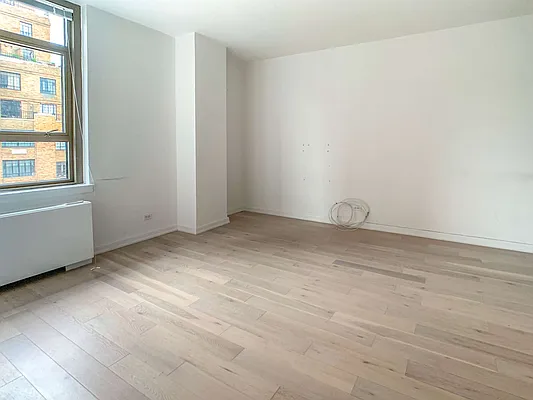 Rented by Halstead Real Estate | media 18