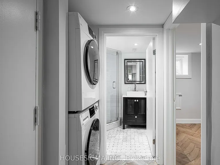 5 Ivy Ave #LOWER — Photo 11