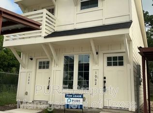 2002 W 2nd St UNIT 1002, Taylor, TX 76574
