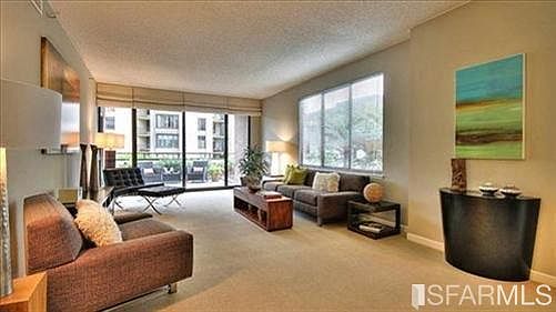 1st image of 101 Lombard St APT 105W