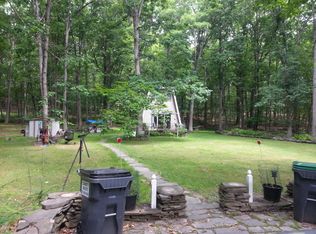 195 Upper Lakeview Dr, Hawley, PA