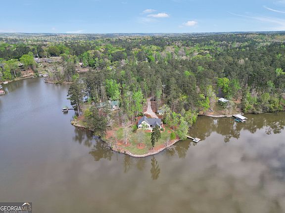 3rd image of 451 Mayo Rd