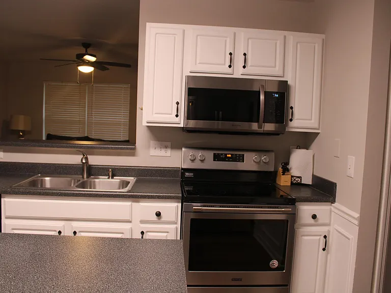 15 Peridot Pl — Photo 12