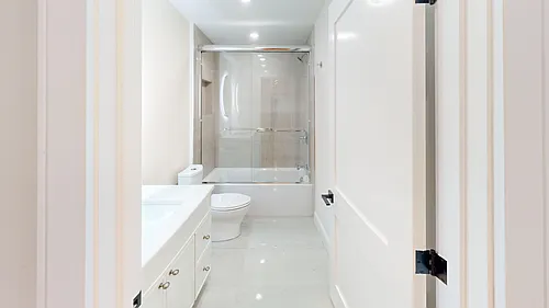 230 Tremont St #2R Photo 1