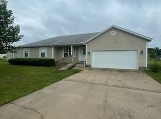 13661 Pierce Ln, Neosho, MO 64850