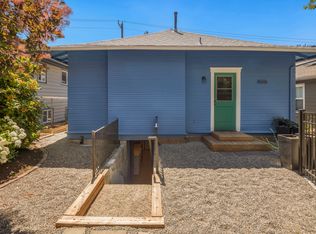 1624 N 50th St #B, Seattle, WA 98103