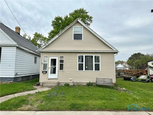 205 Bacon St, Rossford, OH 43460