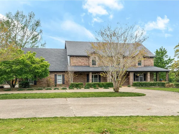 2551 N Oakland Zion Rd, Fayetteville, AR 72703