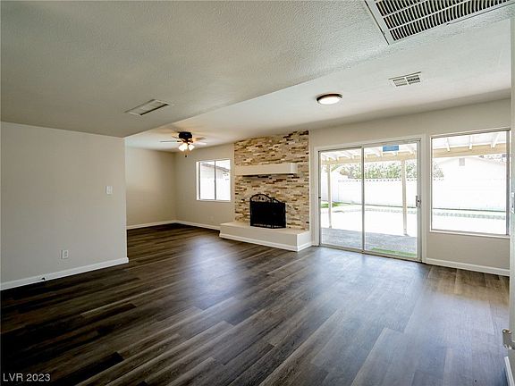 5th image of 7103 Grasswood Dr