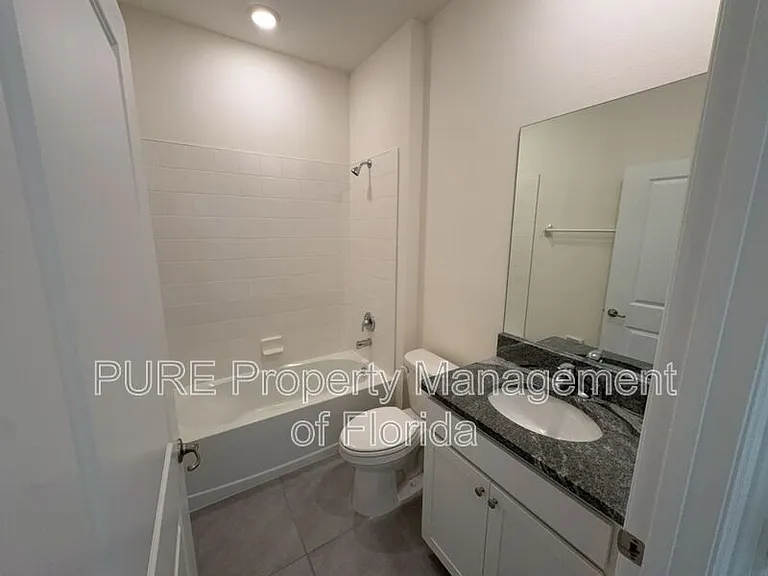 5416 NW 46th Lane Rd — Photo 36
