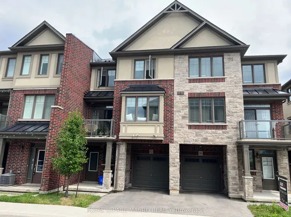 12 Workman Ln, Hamilton, ON L9G 0G7