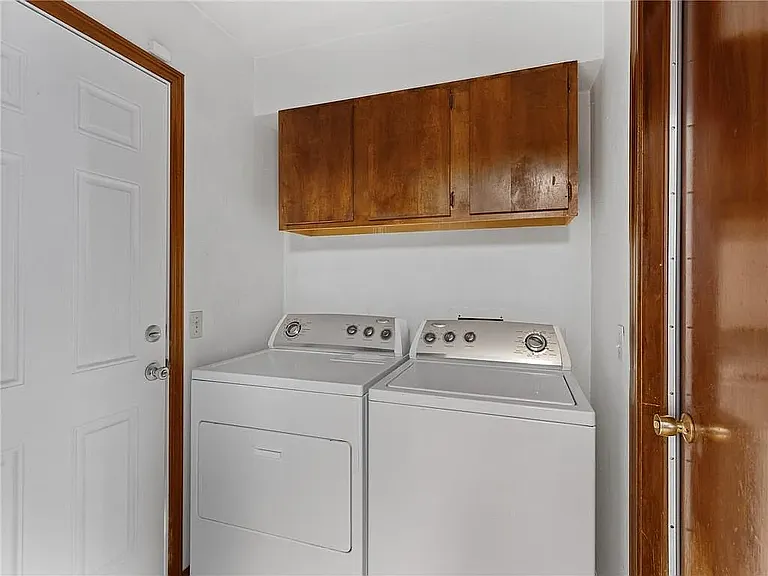 534 W Carson Dr — Photo 13