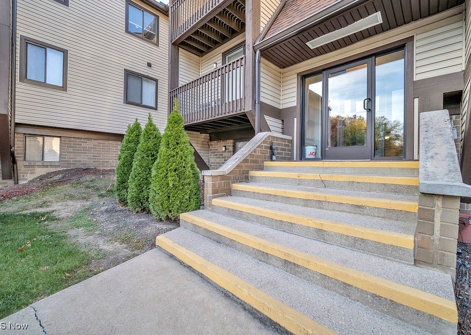 1st image of 27453 Westown Blvd APT 1902