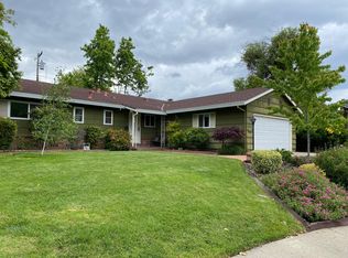 2121 Maddox Ct, Carmichael, CA 95608