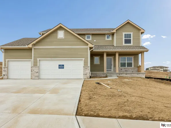 11006 N 160th St, Bennington, NE 68007