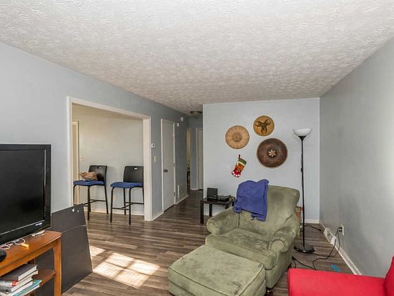 2nd image of 3509-3513 Honey Jay Ct