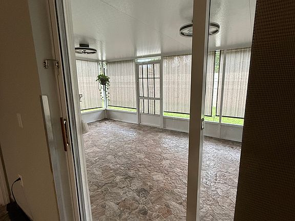 5th image of 1655 Windsor Oak Ct #1655