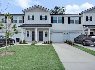 6031 Carolines Ct, Jacksonville, FL 32277