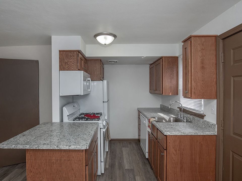 1st image of 315 21st St #2135