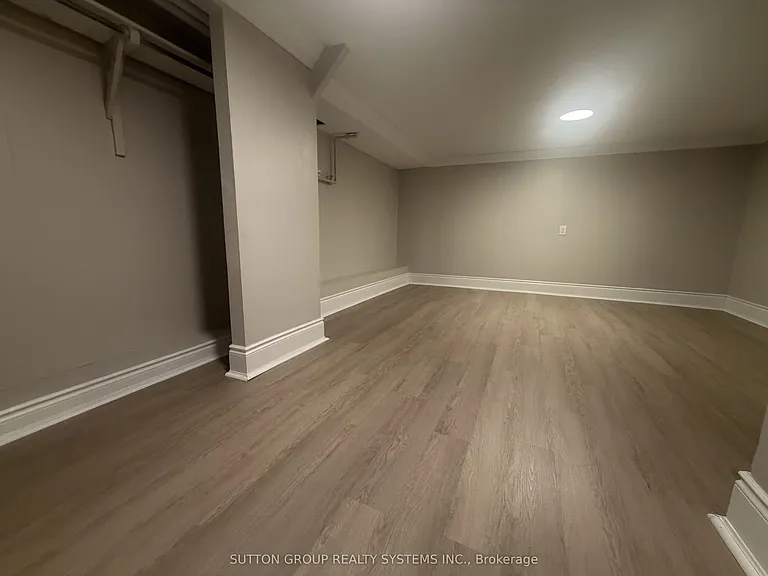 3 Tyrone Ave #LOWER LEVEL — Photo 5
