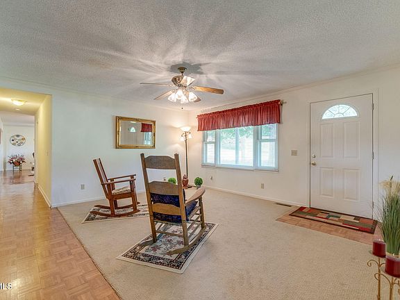 5th image of 227 Highfield Rd