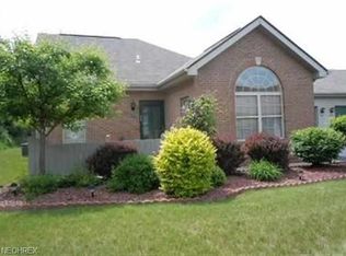 4370 Steuben Woods Dr, Steubenville, OH 43953